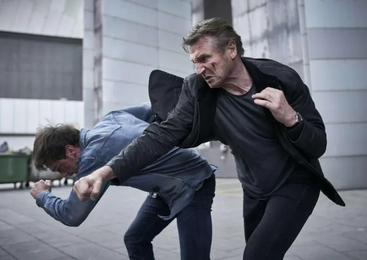 Sinopsis Film BLACKLIGHT yang Tayang di TV Malam Ini (credit: imdb)