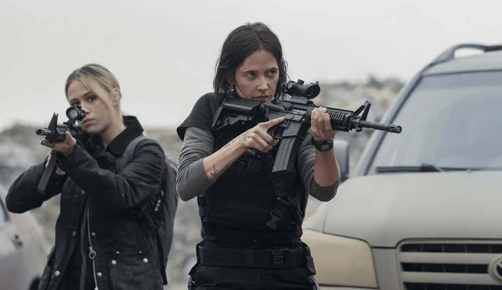 Film DIRTY ANGELS (credit:: Millennium Media)