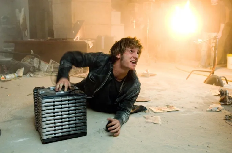 Sinopsis Film JUMPER yang Tayang di TV Malam Ini (credit: imdb)