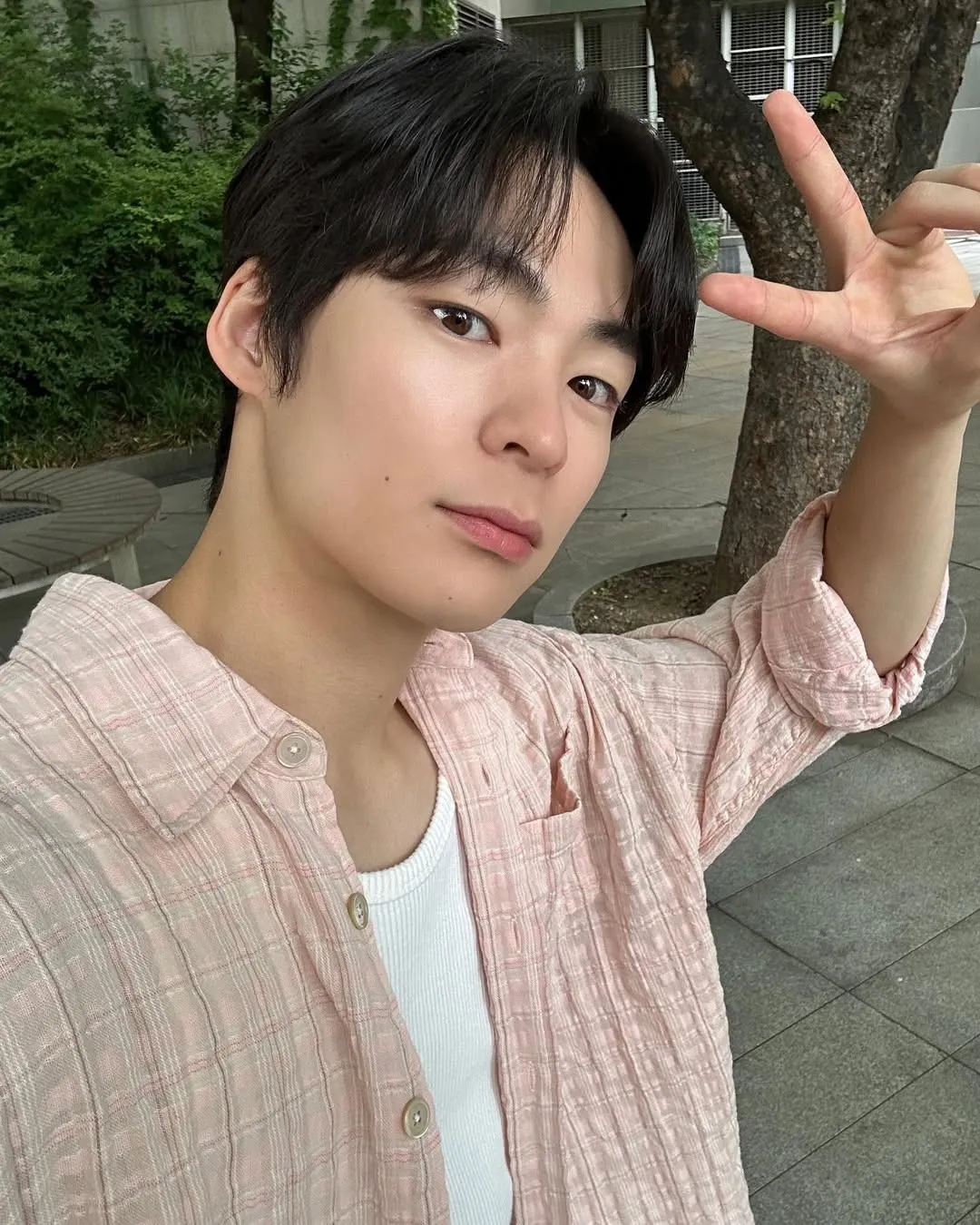 Song Geon Hee Dikonfirmasi Bakal Jalani Wamil Minggu Depan (credit: instagram/songgeonhee)