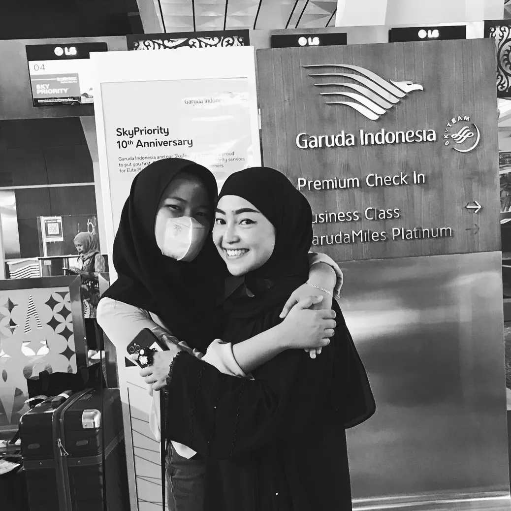 Sherly Bersama Mpok Alpa (cr:instagram.com/_mrshrlynaaa)