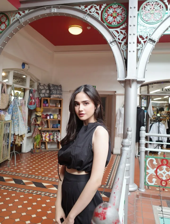 instagram.com/syifahadju