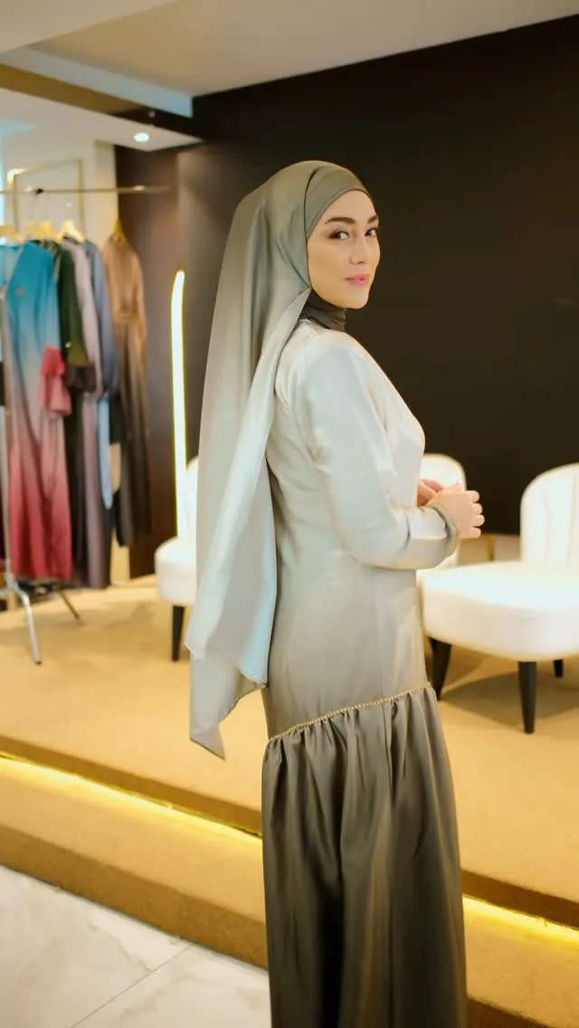 instagram.com/celine_evangelista