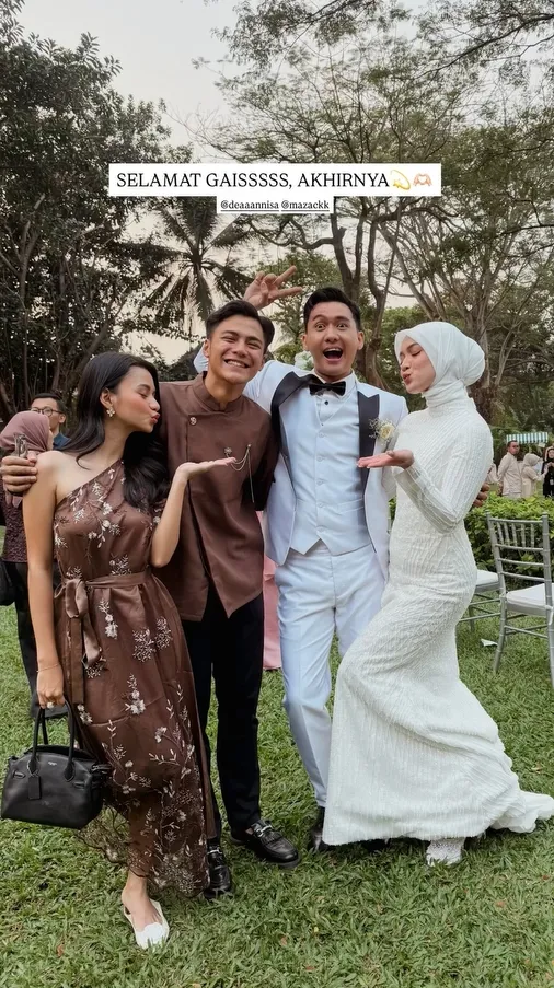 Cakra di pernikahan Dea Annisa © instagram.com/cakraa