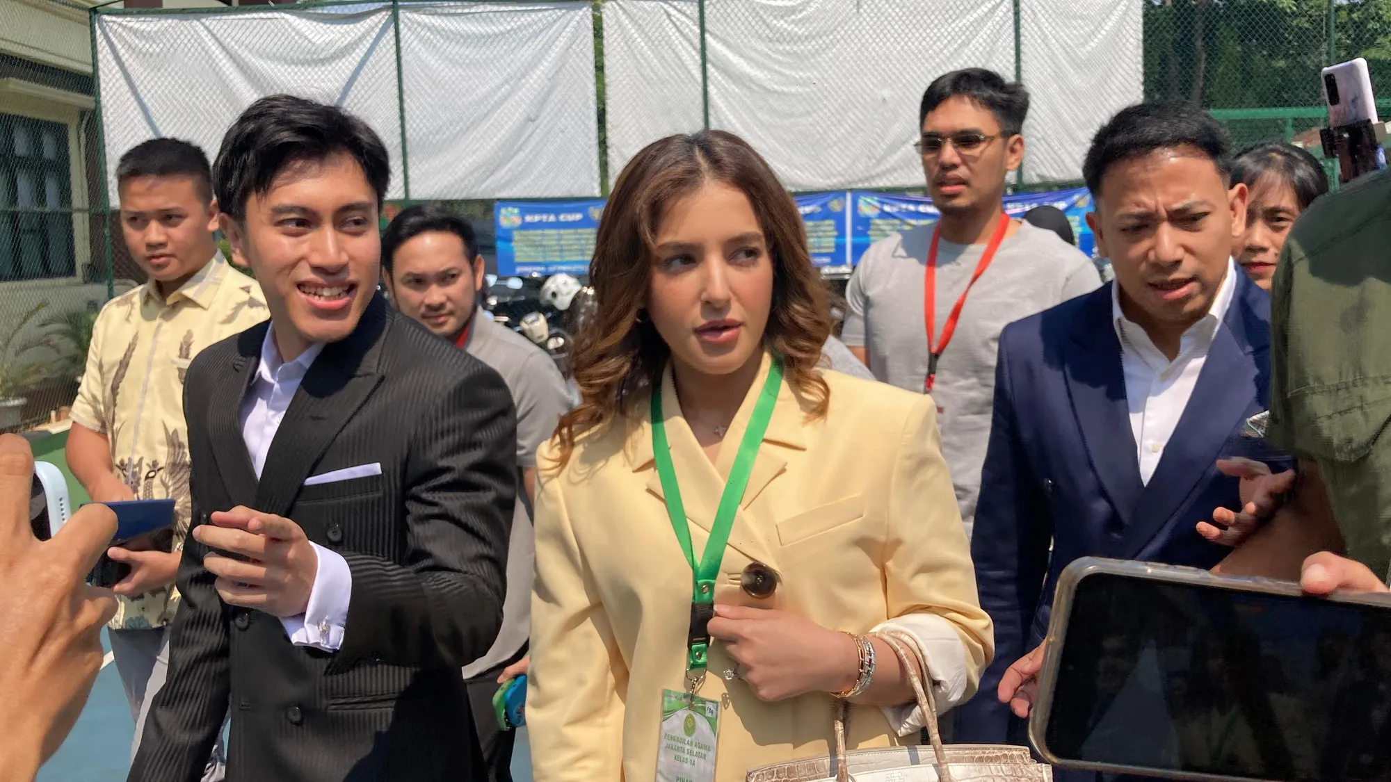 Masih Irit Bicara