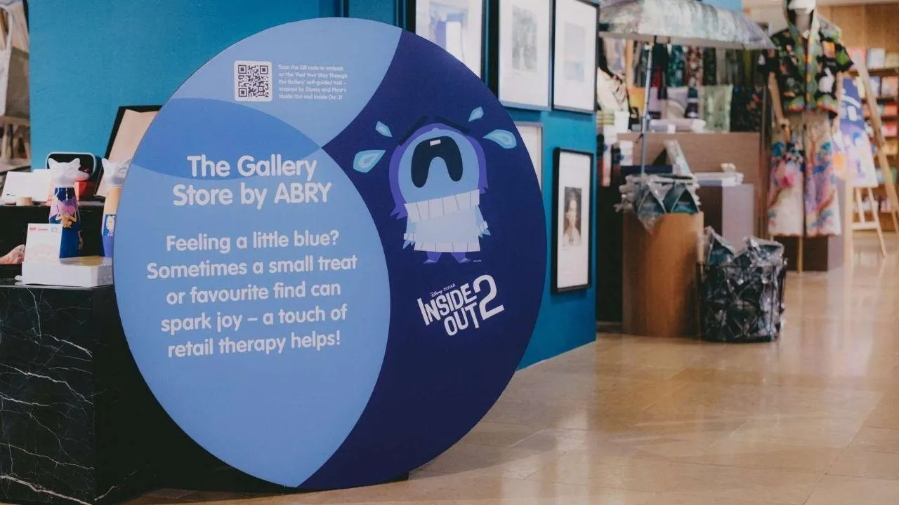 Feel Your Way Through the Gallery. (c) National Gallery of Singapore