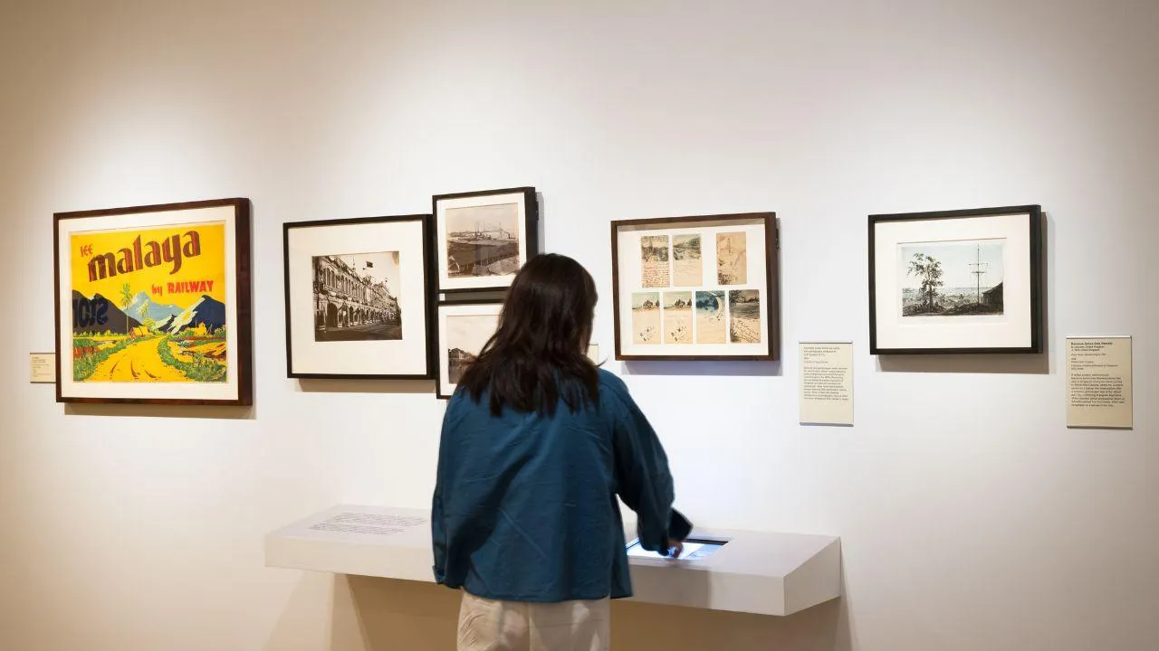 Feel Your Way Through the Gallery. (c) National Gallery of Singapore