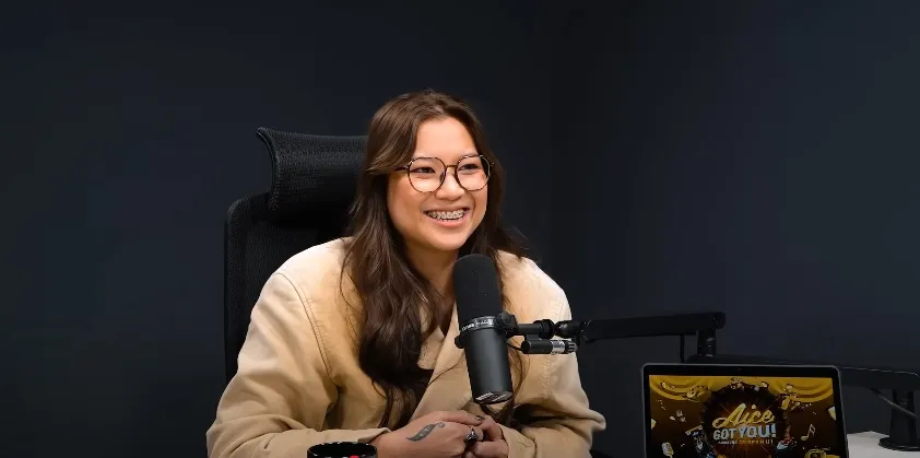 Cerita Danilla Riyadi tentang inspirasi lagunya (credit: Youtube.com/Raditya Dika)