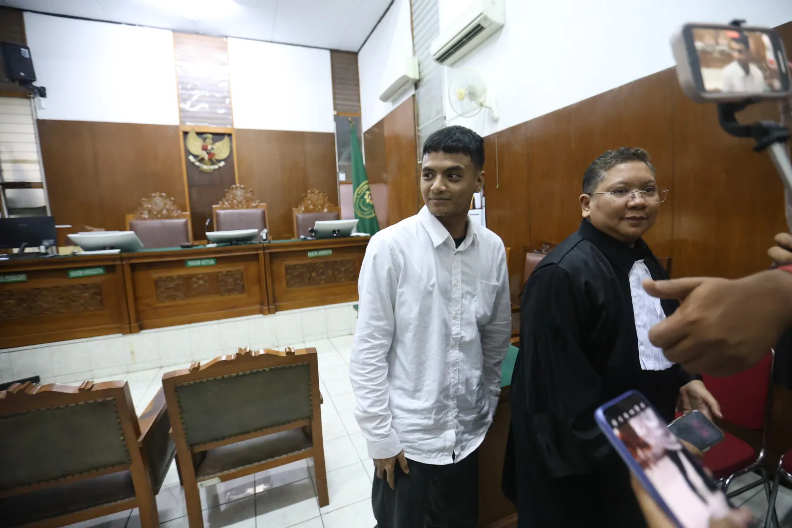 Vadel Tahu Proses Aborsi