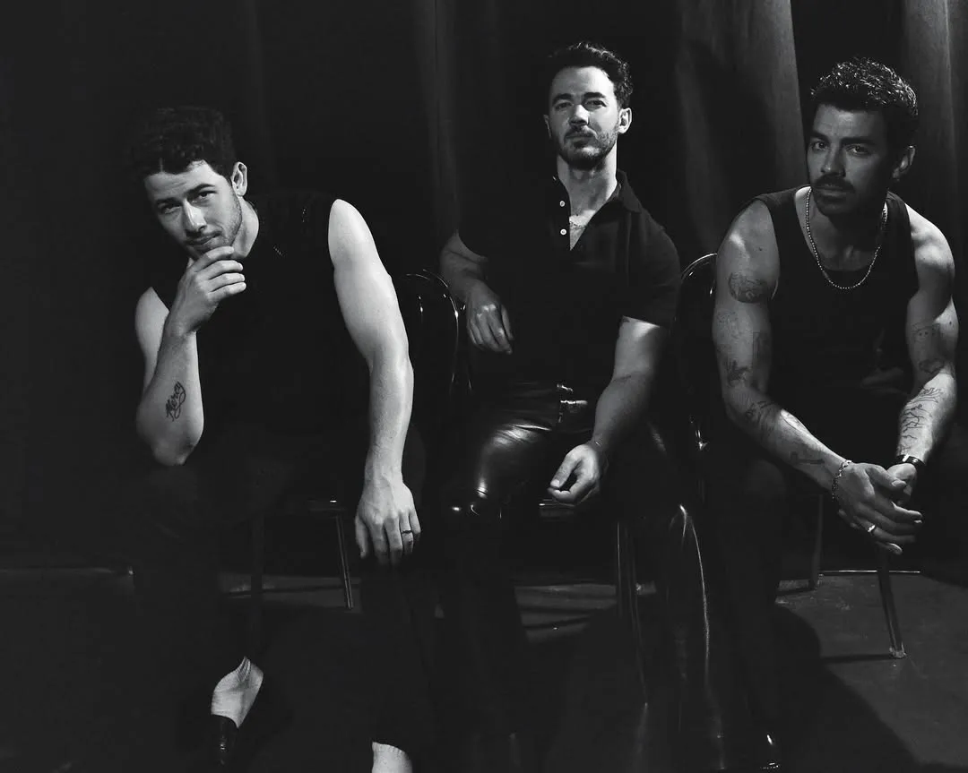 The Jonas Brother Spill Grup K-Pop Favorit (credit: instagram/jonasbrothers)