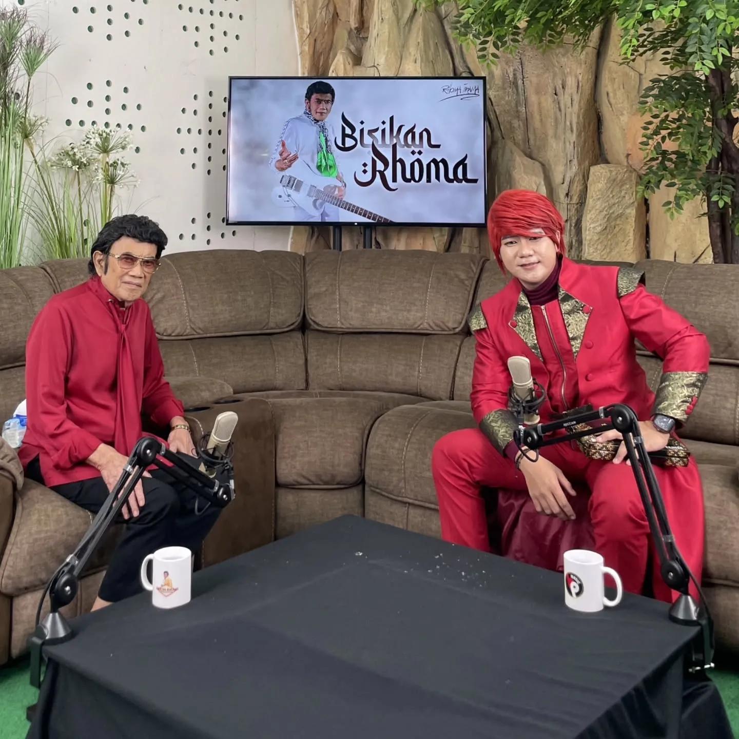 Pesulap Merah & Rhoma Irama - instagram.com/marcelradhival1