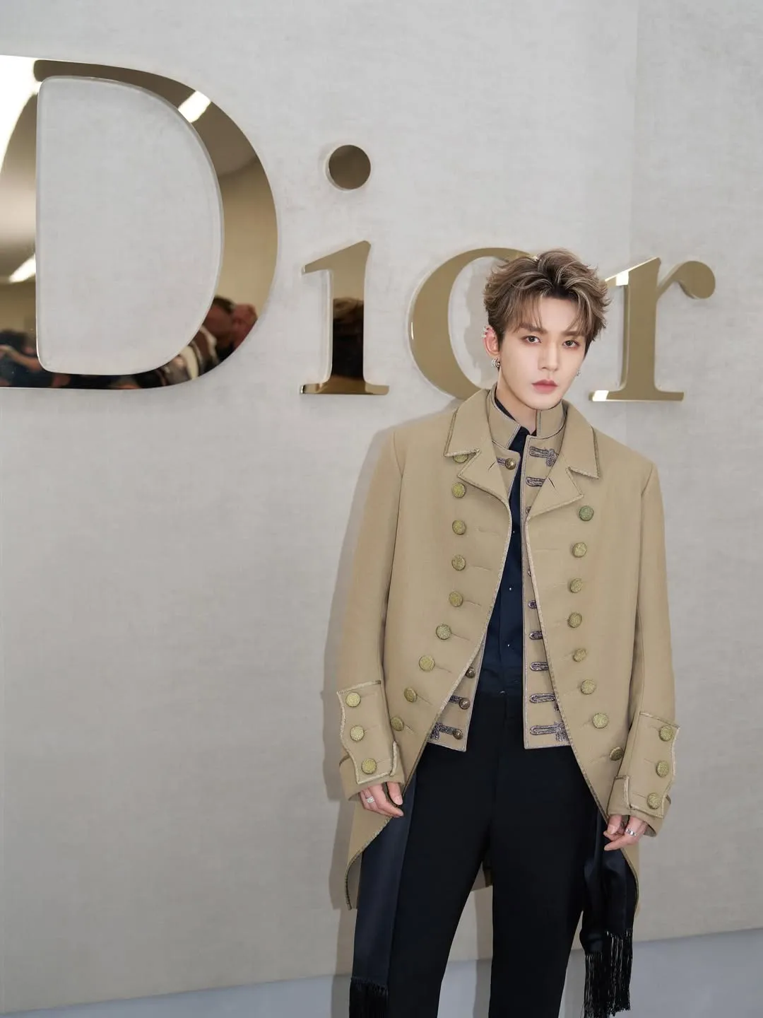 Deng Wei - instagram.com/@dengw_0226