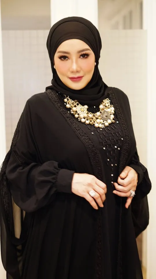 Gaya Anggun dan Berkelas