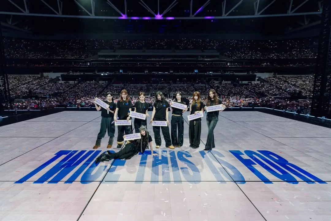 TWICE Jadi Girl Group K-Pop Pertama (credit: instagram/twicetagram)