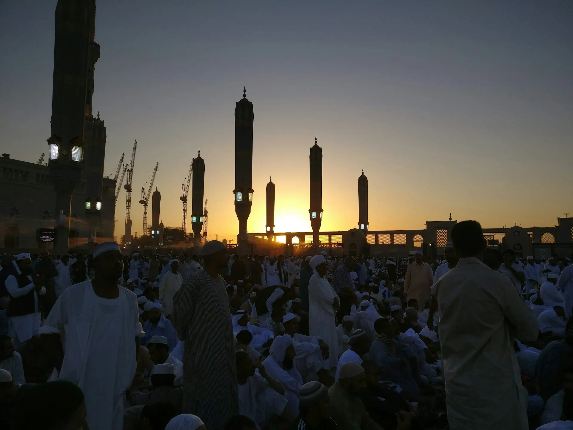 Pemandangan di Madinah (credit: unsplash)