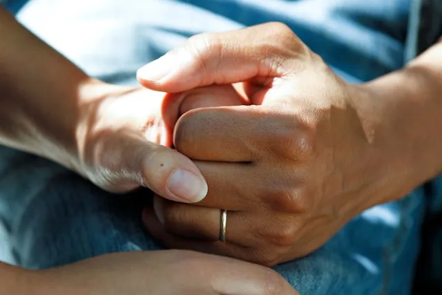 Perbedaan Tingkat Tutur dalam Ucapan Bahasa Sunda (c) unsplash.com