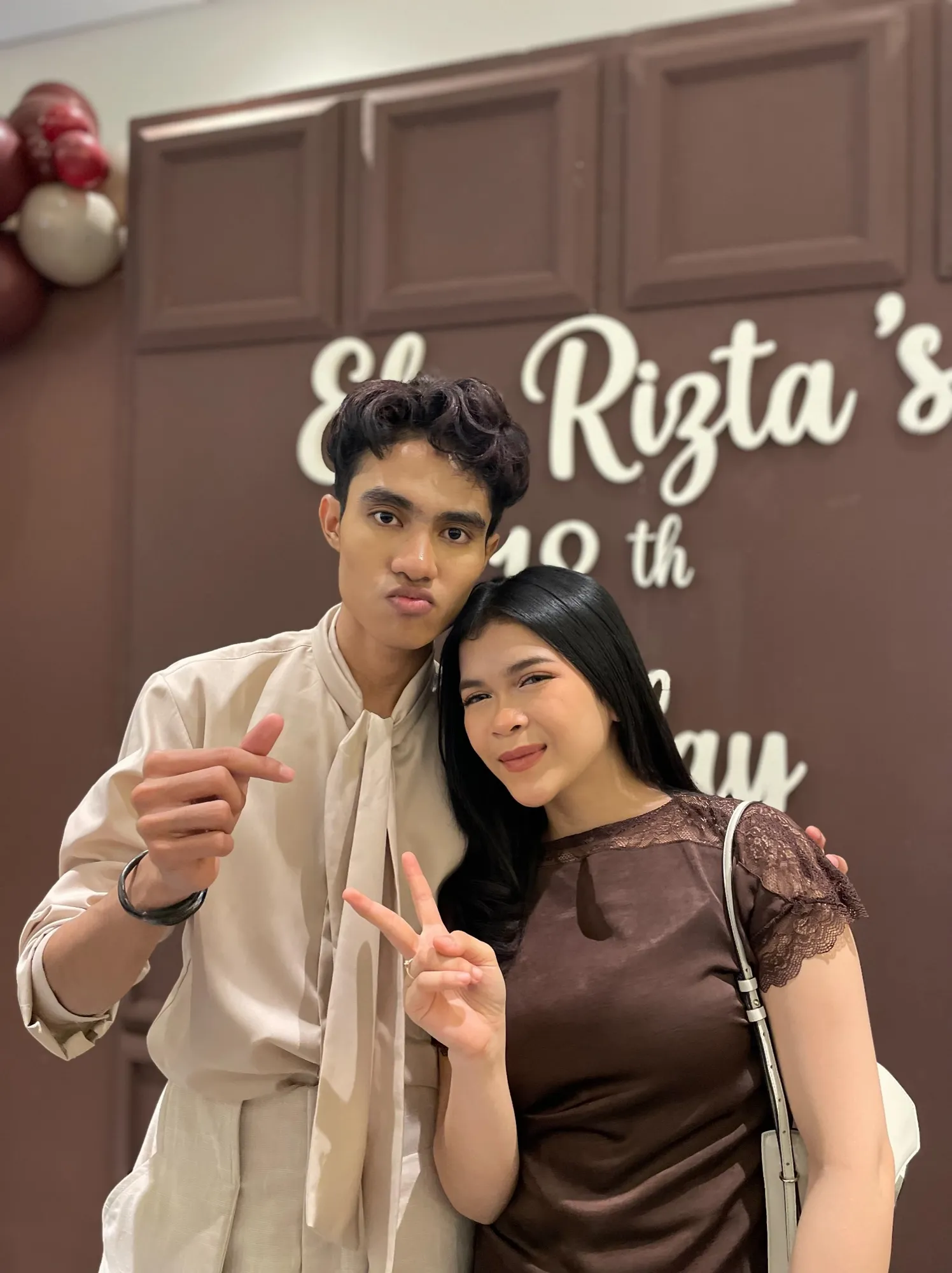 Eby dapat kejutan dari Zahra (credit: instagram.com/streamentertainment_)