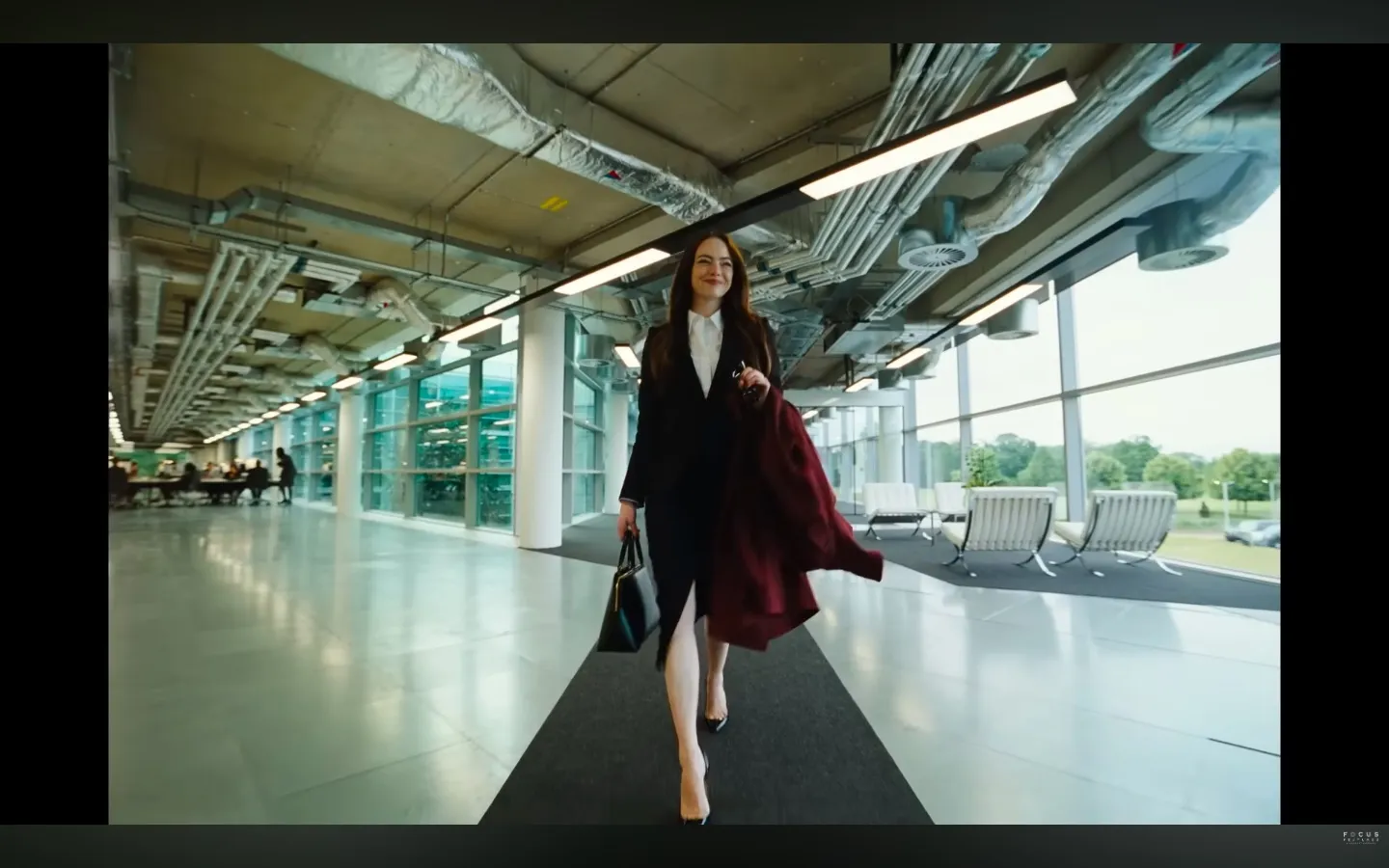 Cuplikan Film BUGONIA - YouTube/Focus Features