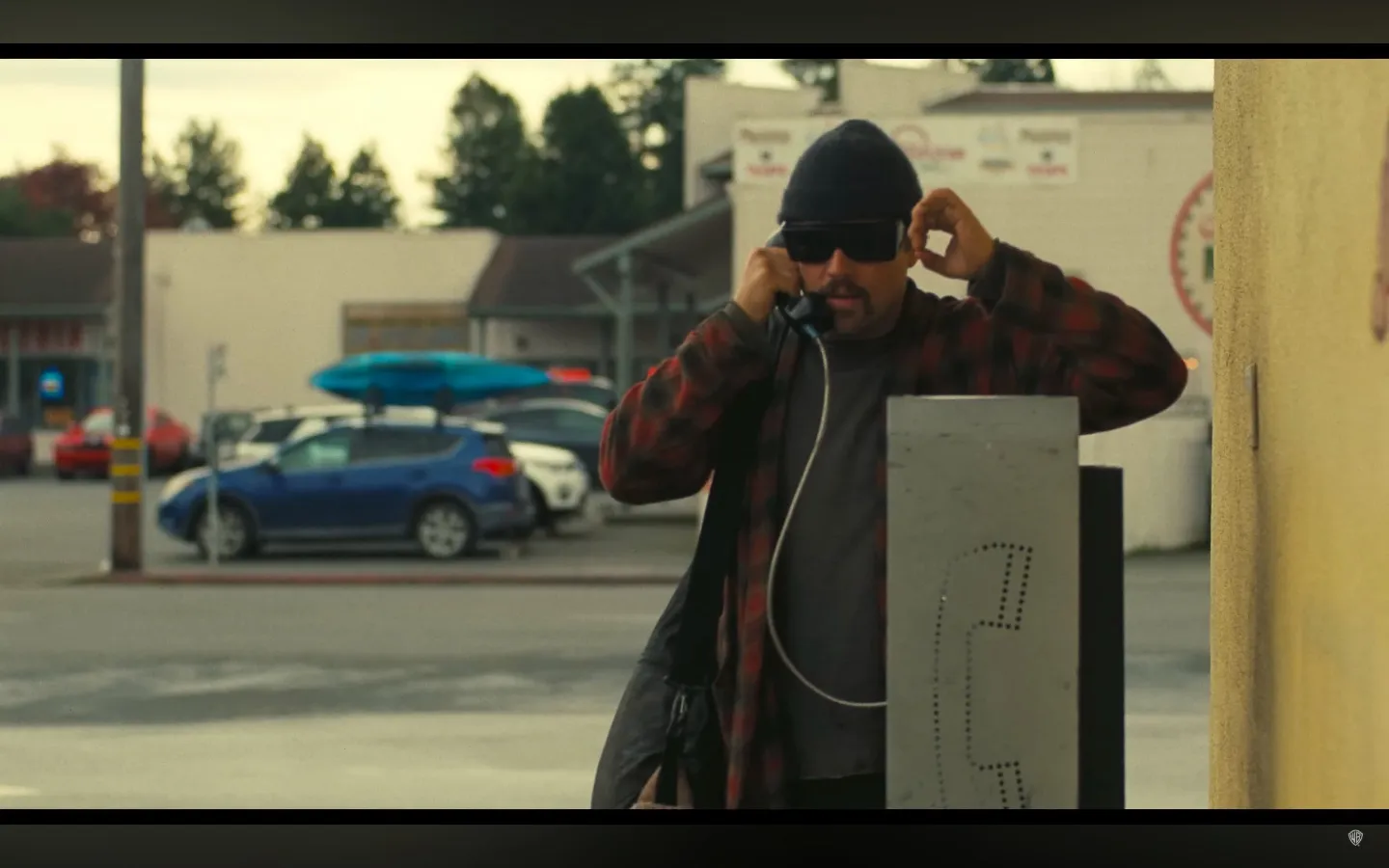 Cuplikan film ONE BATTLE AFTER ANOTHER - Credit: Warner Bross