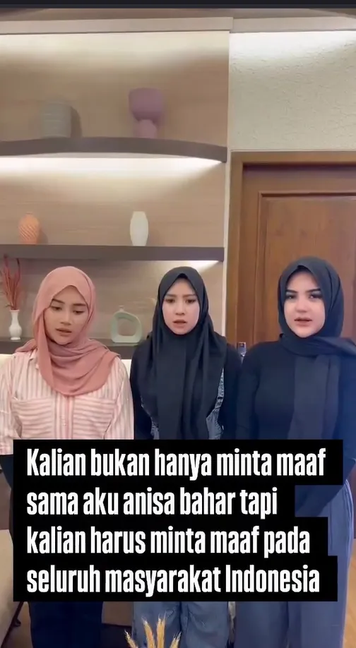 Mala Agatha, DJ Zhuu dan Icha Chellow minta maaf Â© instagram.com/anisa_bahar_new