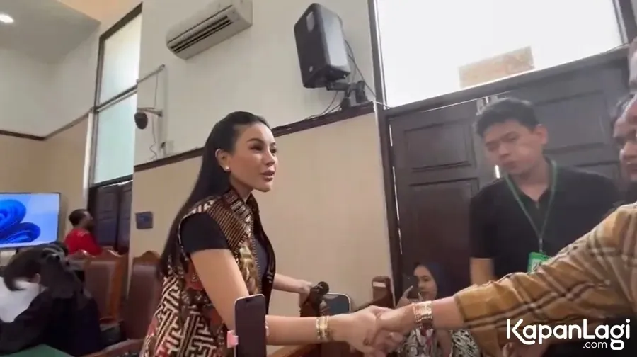 Komentari Ibu Vadel Badjideh