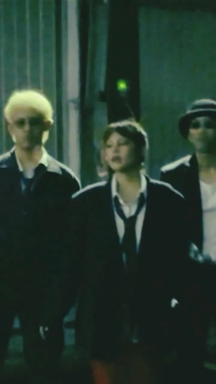 Cuplikan video klip single debut The Midnight Darlings(credit: Instagram.com/themidnightdarlings/)