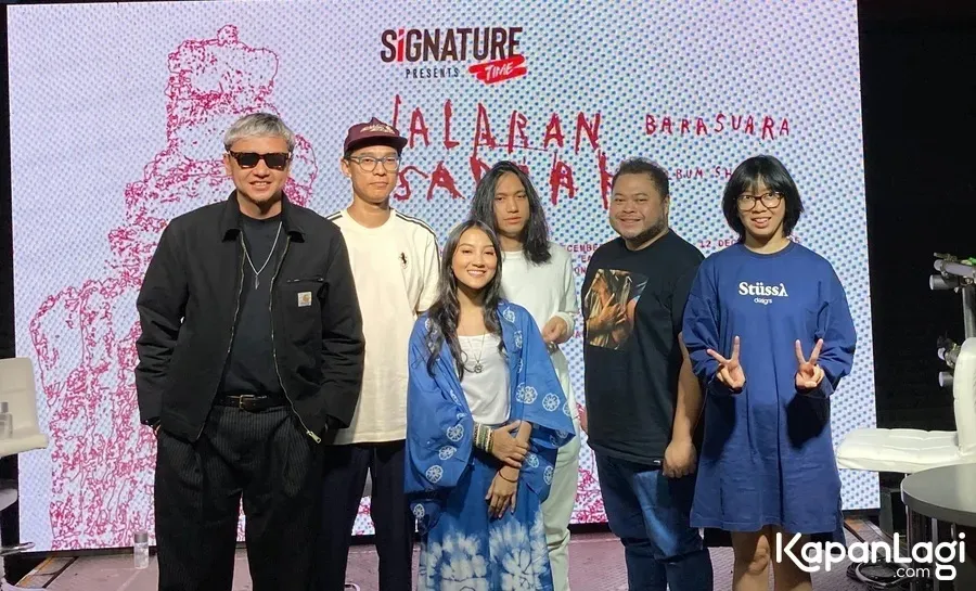 Barasuara Foto Bareng © KapanLagi.com/Fikri Alfi Rosyadi