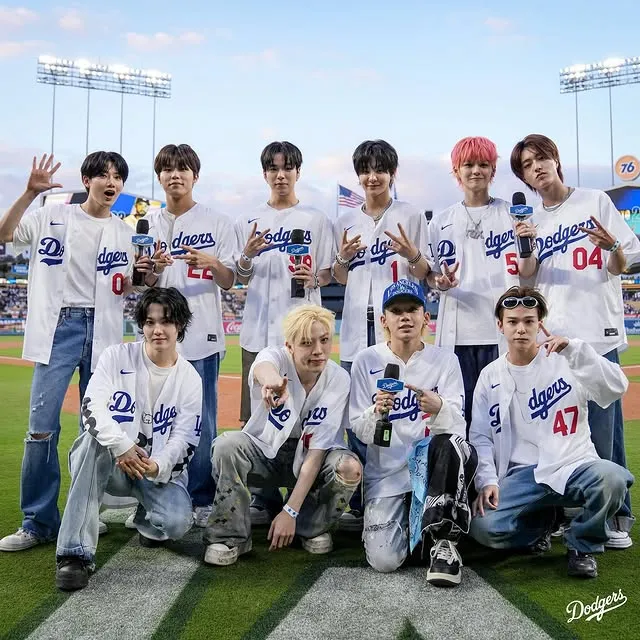 TREASURE (credit: instagram/yg_treasure_official)