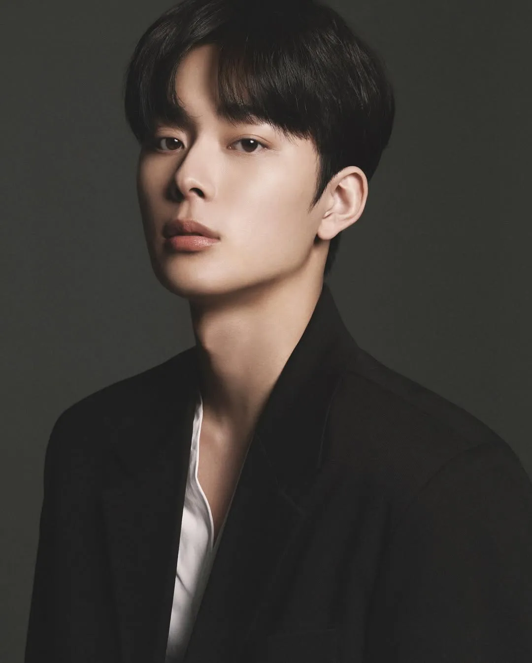 Yoo Senho dan Shin Eunsoo Dikonfirmasi Pacaran/Instagram @official_yooseonho