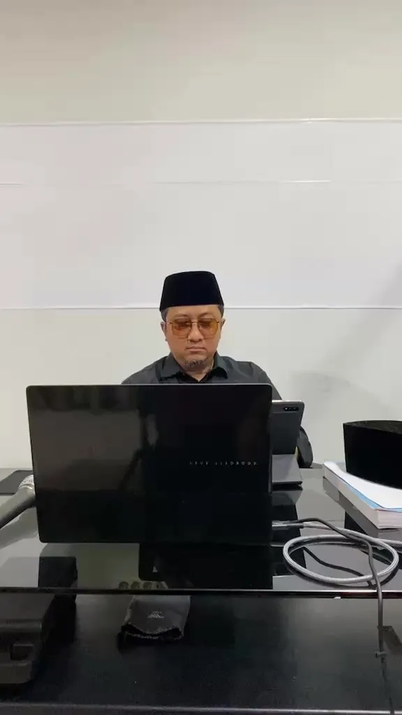 Latar Belakang Penawaran Doa Berbayar