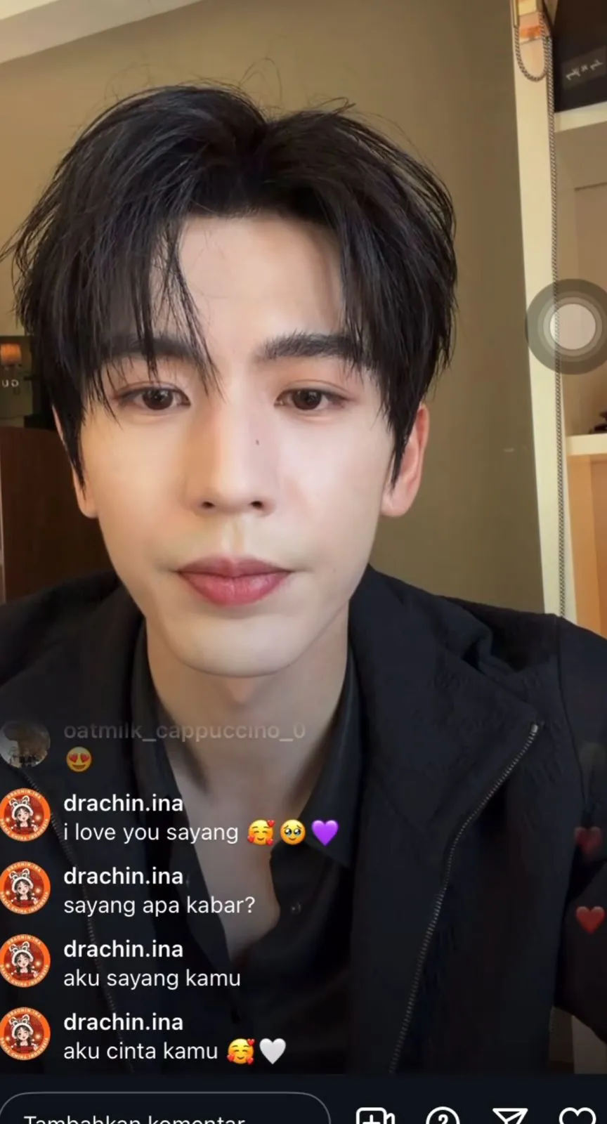 Ekspresi malu Zhang Linghe jadi sorotan penggemar (credit:instagram.com/drachin.ina)
