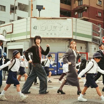 Video Musik DUET (credit: Instagram.com/lilasikuta/)