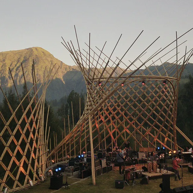 Selalu menampilkan sajian istimewa @foto: www.facebook.com/JazzGunung