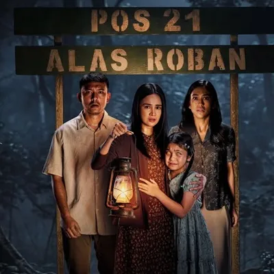 Para Crew Film ALAS ROBAN Pakai Dress Code Piyama Saat Syuting