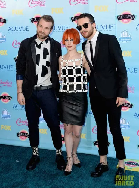 Paramore di Blue Carpet Teen Choice Awards 2013 ©justjared.com