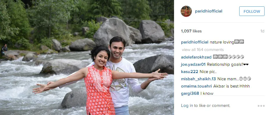 Паридхи шарма с мужем. Instagram paridhiofficial. Instagram paridhiofficial. Instagram paridhiofficial. Малини шарма.