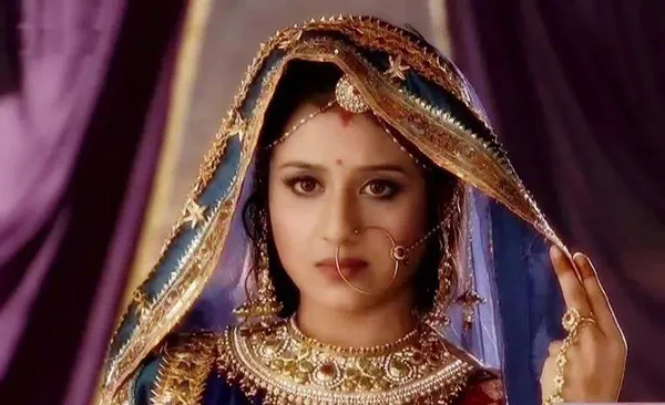 Rencana Paridhi Sharma setelah tak jadi Ratu Jodha terungkap. @bollywoodlife.com