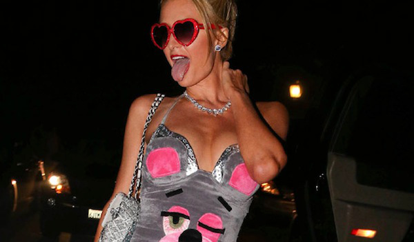 [video] ke acara playboy, paris hilton dandan ala miley cyrus