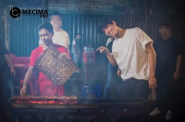 Park Bo Gum mampir ke tukang sate ©instagram/mecimapro