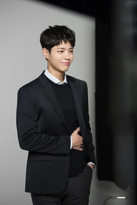 Park Bo Gum tetap ganteng menggemaskan! © allkpop.com