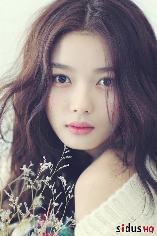 Kim Yoo Jung buka suara soal perasaannya pada Park Bo Gum © allkpop.com