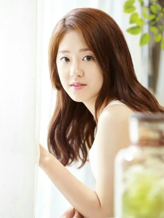 Park Hye Soo segera jadi model di Oktober © Nature Republic