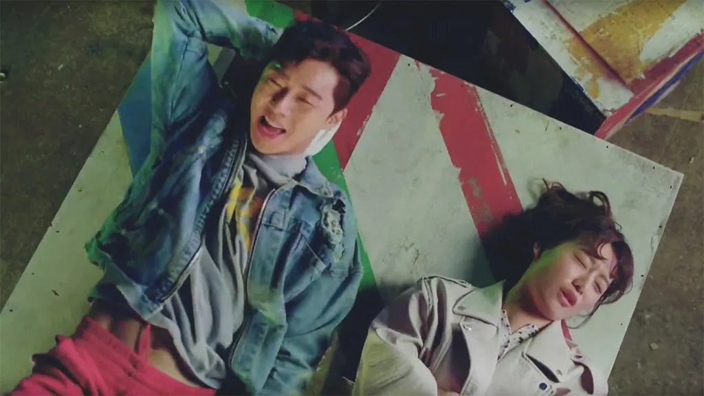 Park Seo Jun dan Kim Ji Won dalam teaser terbaru FIGHT MY WAY. ©soompi.com