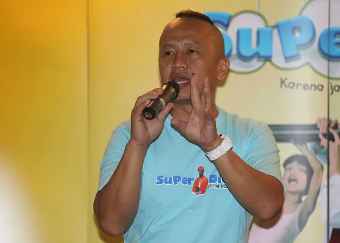 Sandy Pas Band ikut proses pemakaman Dika Kerispatih © KapanLagi.com/Budy Santoso