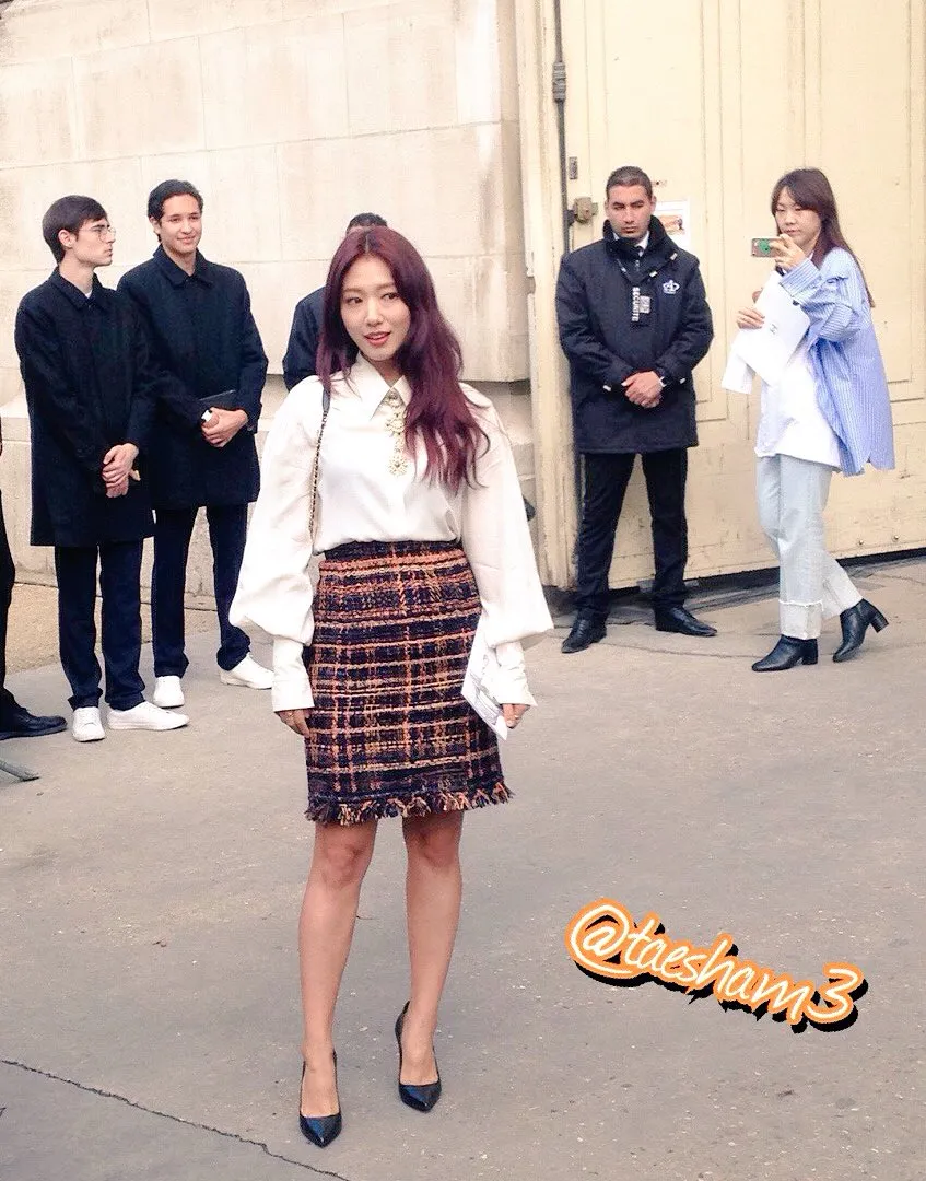 Park Shin Hye selalu cantik di manapun © @taesham3