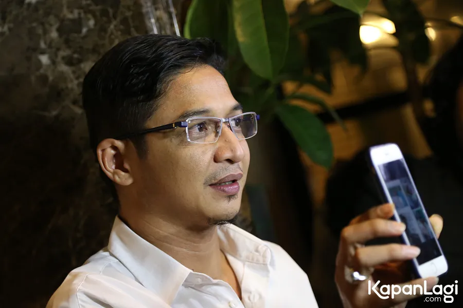 Menurut Mbah Mijan, dengan foto tersebut Pasha justru makin diuntungkan © KapanLagi.com®/Agus Apriyanto