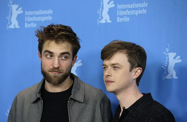 Dengan penampilan seperti ini, masihkah Pattinson ganteng? @ dailymail.co.uk