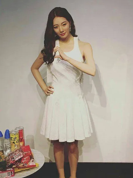 Patung lilin Suzy Miss A yang mirip banget dengan aslinya. ©allkpop.com