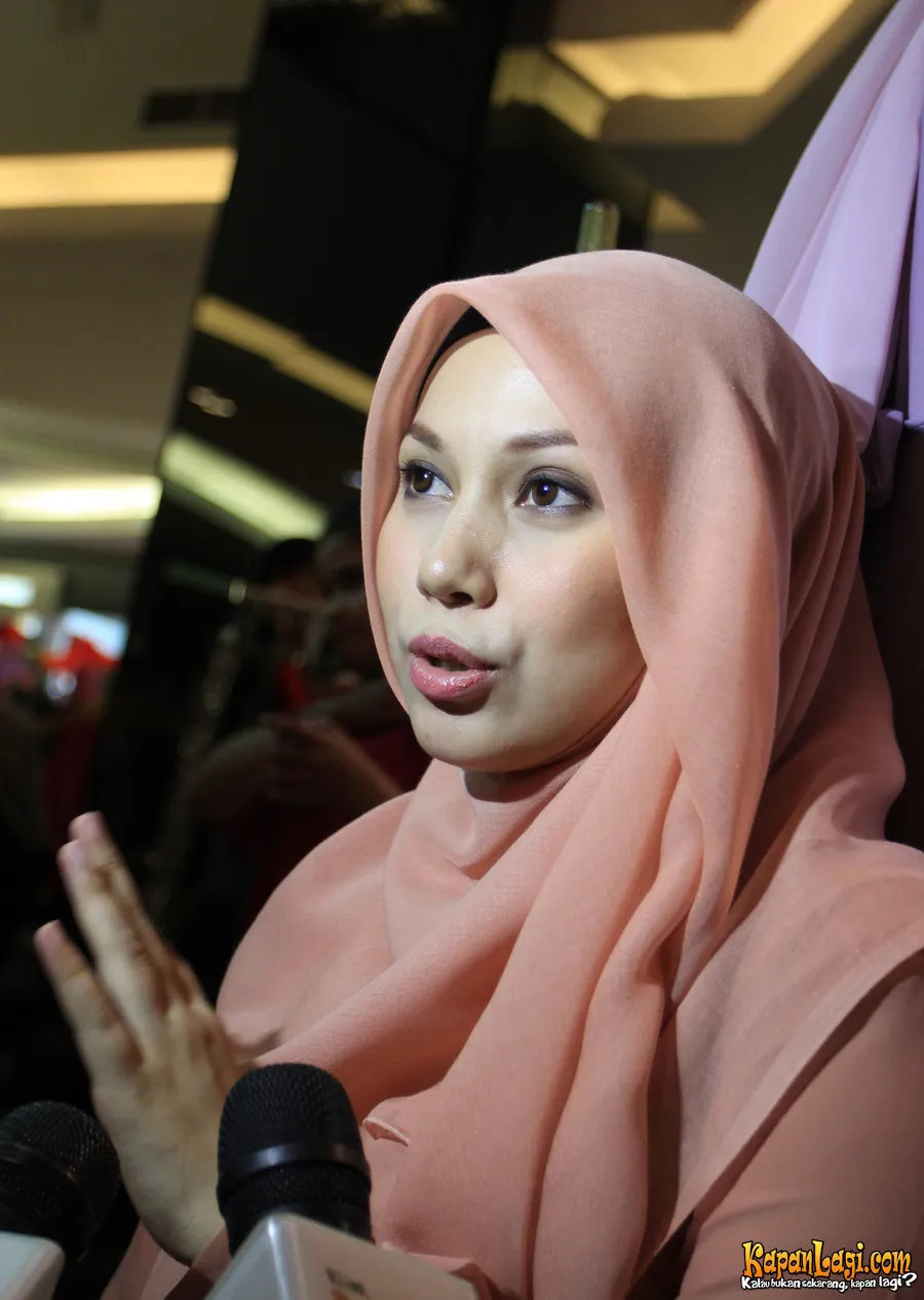 Puput Melati meminta penundaan pemeriksaan karena tengah dalam keadaan hamil muda dan tidak mungkin terbang ke Balikpapan.