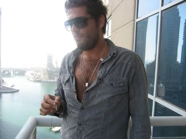 Mazzi merupakan pengusaha yang bergerak di bidang web design dan marketing © mirror.co.uk